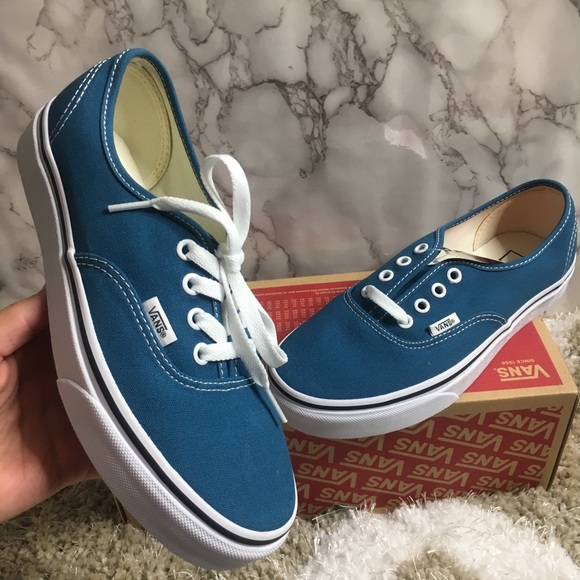 Vans Shoes - Classic vans